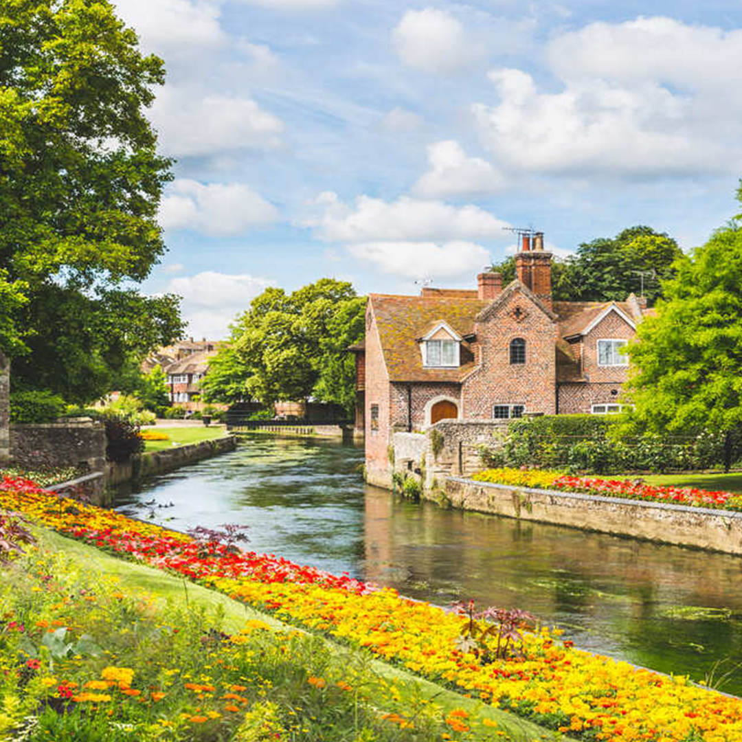 Language Stay 2025 in Canterbury (UK) with Top School